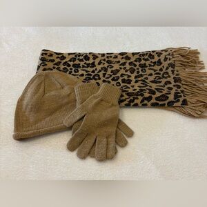 Cejon Leopard Print Scarf, Hat, and Gloves Set